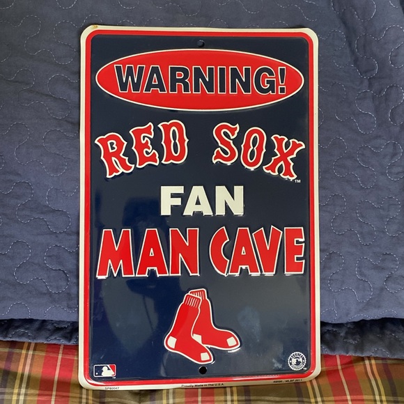 The ultimate RED SOX FAN PACKAGE!! Jerseys, shirts, hats, games, book & more!! - Picture 1 of 17